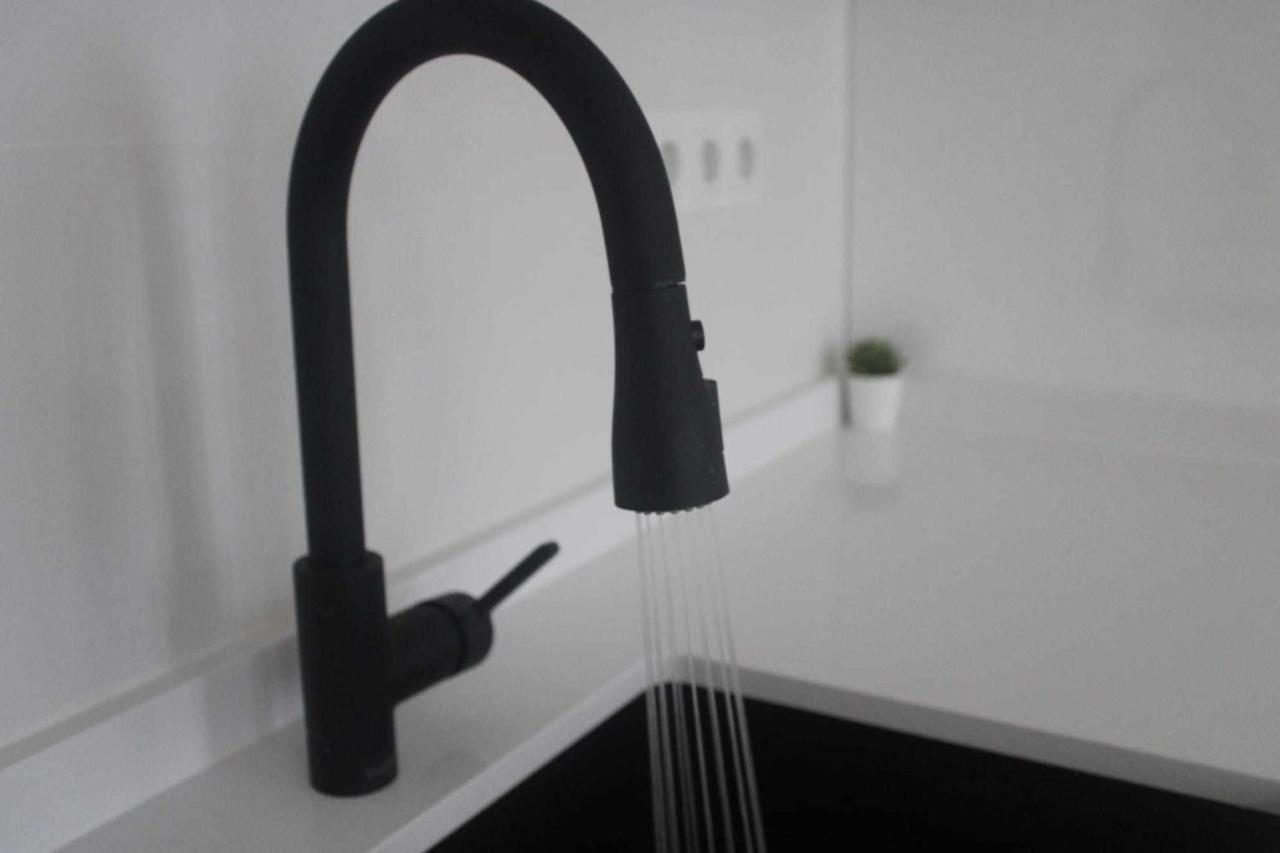 Ferienwohnung Acogedor Apartamento En El Corazon De Málaga Exterior foto